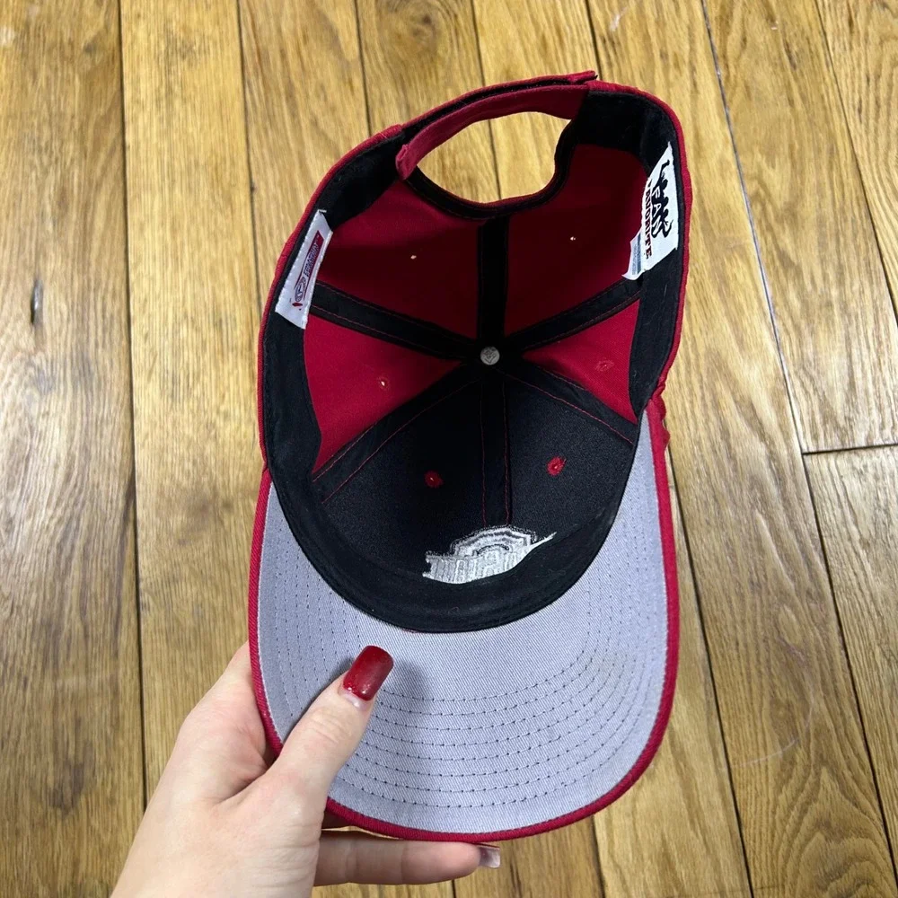 Ohio State Buckeyes Red Cotton Baseball Cap One Size Fits All‎ Fan Favorite NCAA